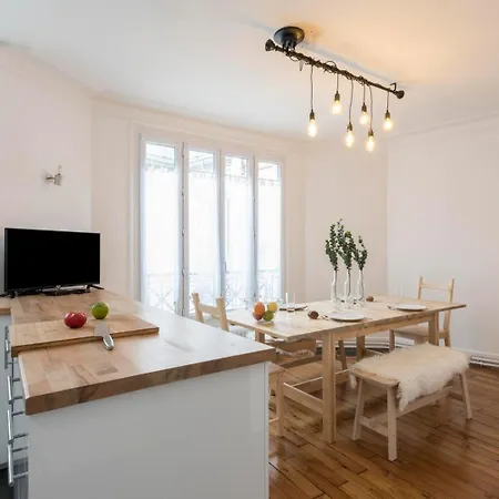 Guestready - Duplex Spacieux Et Lumineux Paryż
