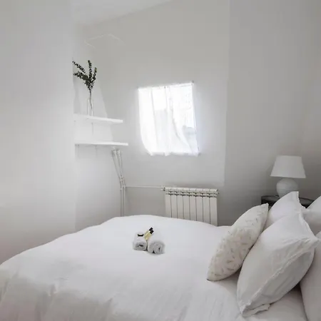 Guestready - Duplex Spacieux Et Lumineux Paryż