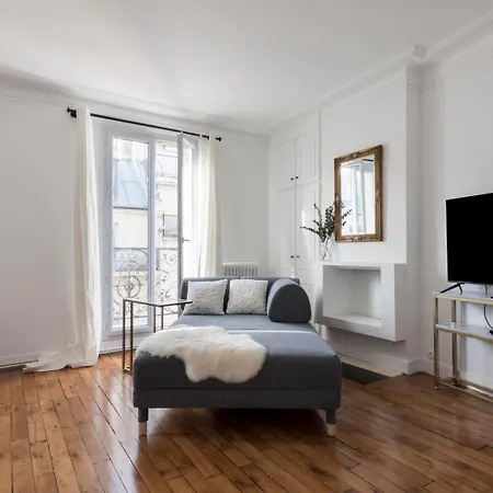 Guestready - Duplex Spacieux Et Lumineux דירה פריז